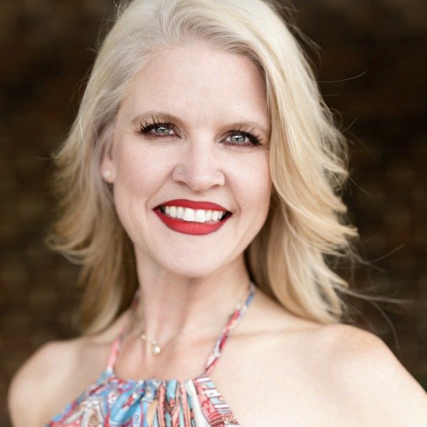 Andrea L Smith